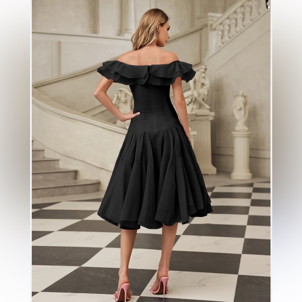 NWT Mew Mews Gaelthar Off Shoulder Ruffle Midi
Dress In Black Size S - Picture 2 of 7